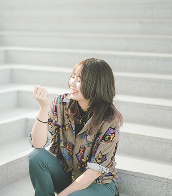 オーナー嶺岸里衣子の本人画像